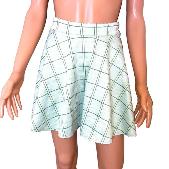 Rainbow brand plaid checkered sea foam green and cream circle skater mini skirt - Picture 2 of 8